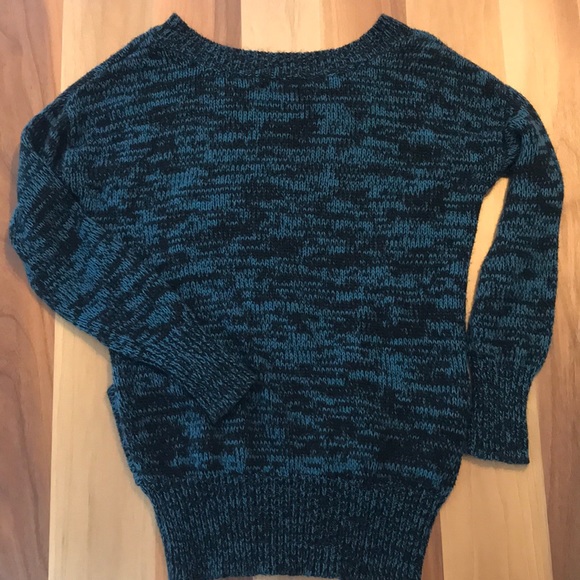 Forever 21 knit sweater - Picture 2 of 5